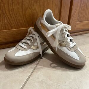 New Maurice’s SuperCush Demi Retro Women’s Sneakers 10M